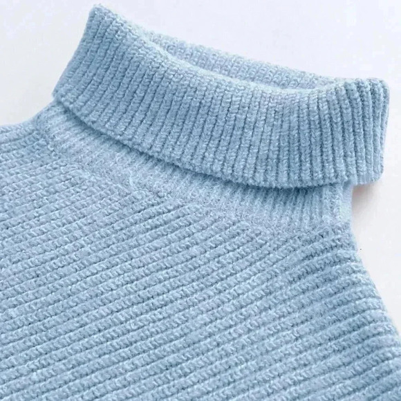 Blue Casual Women's High Neck Batwing Sleeve Sweater - Picture 4 of 8